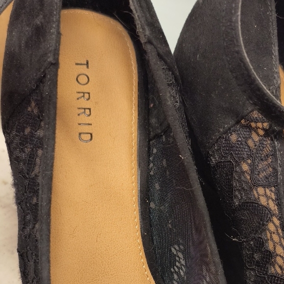 Torrid Black Lace Wedge Shoes - Picture 2 of 7